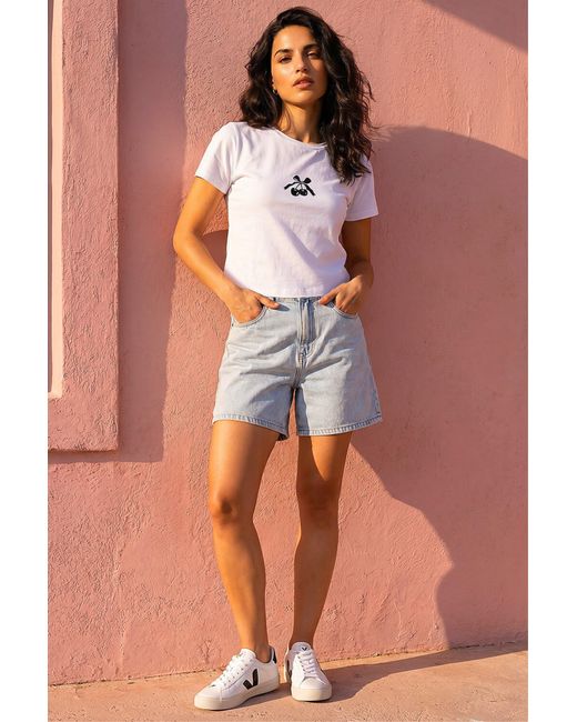 D.u.s.k White Cotton Cherry Stretch T-Shirt
