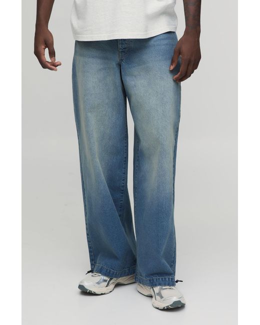 BoohooMAN Blue Basic Parachute Fit Jeans for men