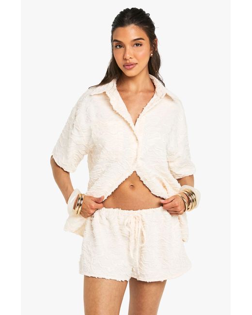 Boohoo White Textured Drawstring Waist Flippy Short