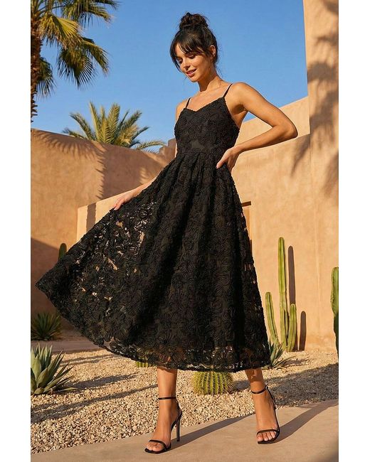 D.u.s.k Black Floral V-Neck Strap Midi Dress