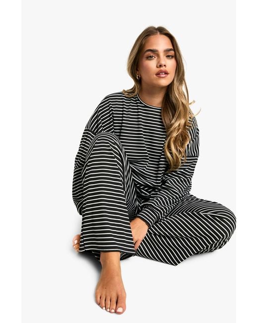 Boohoo Black Petite Loungewear Stripe Long Sleeve Top & Trousers Pyjama Set