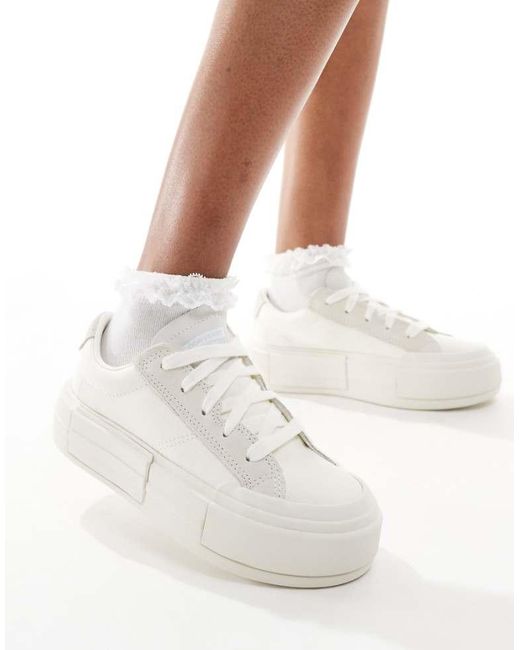 Converse White Chuck Taylor All Star Cruise Ox Trainers
