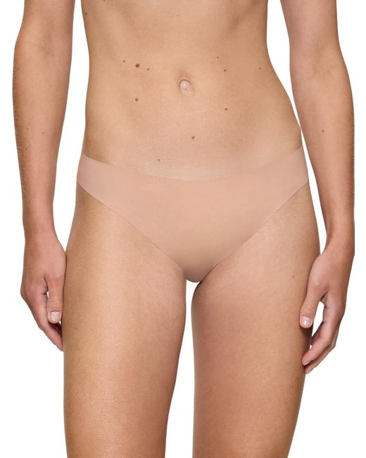 Triumph Natural Pretty Micro Thong