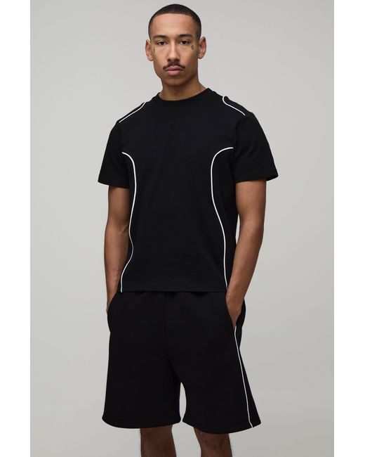 BoohooMAN Black Contrast Piping Panelled Regular Fit T-Shirt & Baggy Short Set for men