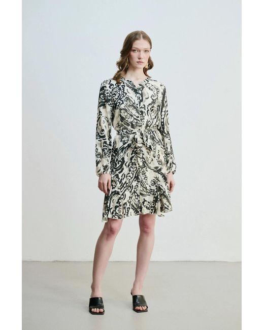 GUSTO White Printed Dress