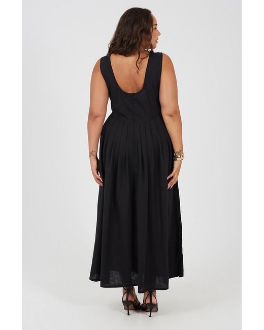 Brave Soul Black Curve V-Neck Midi Dress With Pleated Skirt