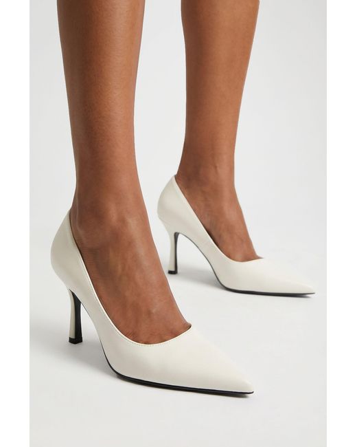 Boohoo White Low Stiletto Court Shoe