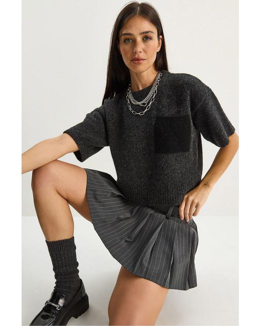 Bianco Lucci Black Oversized Crew Neck Knit Sweater With Pocket