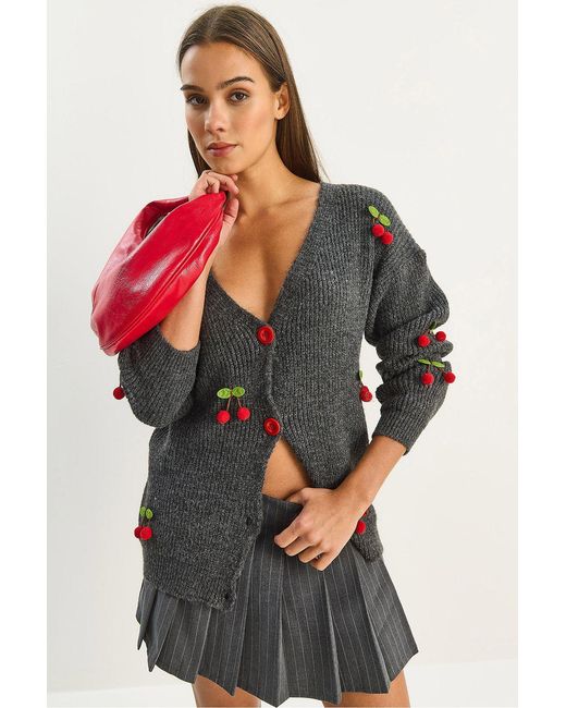Bianco Lucci V-Neck Fruit Embroidered Knitwear Cardigan