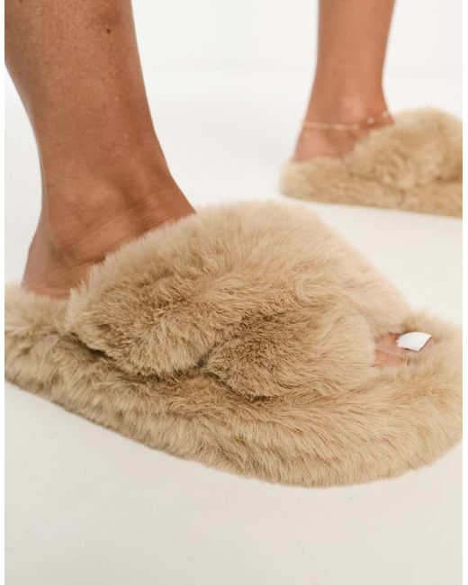 SIMMI Natural London Fuzzy Cross Strap Slippers
