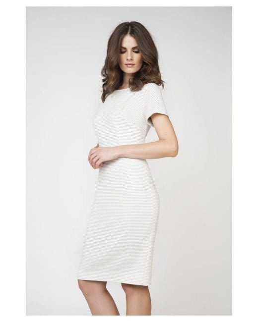 Conquista White Short Sleeve Fitted Dress