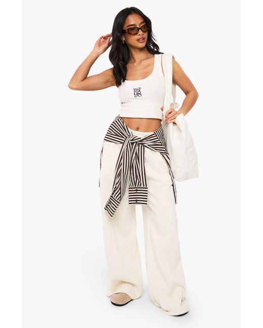 Boohoo White Petite Pintuck Detail Straight Leg Jogger