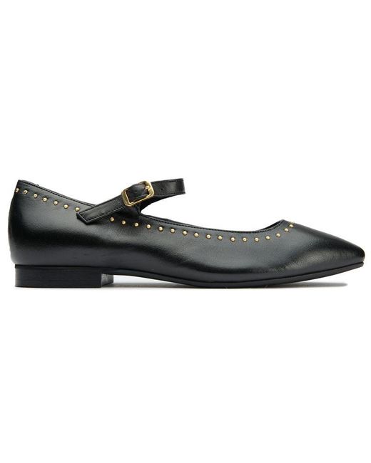 Reqins Black Texane Rock Shoes