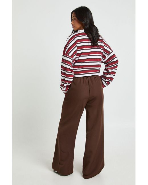 Boohoo Red Petite Woven Elasticated Waist Straight Leg Trousers