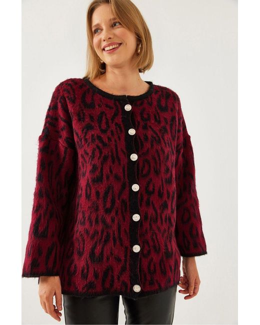 Bianco Lucci Oversized Embroidered Knitwear Cardigan