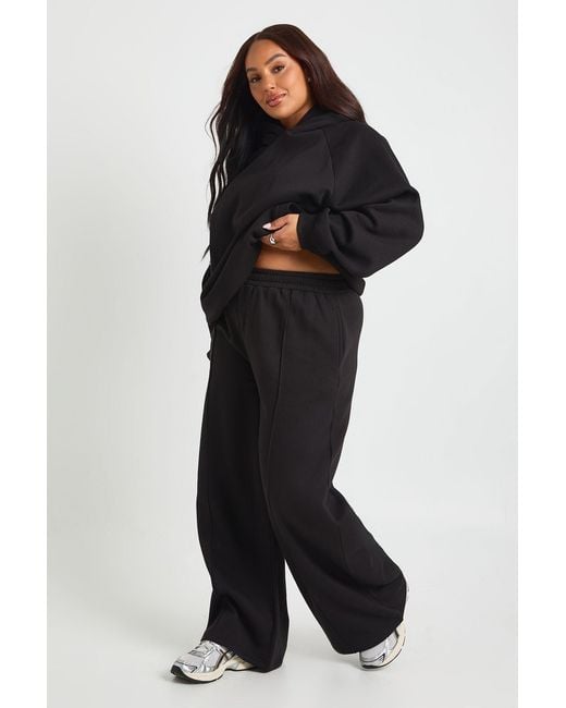 Boohoo Black Plus Core Basic Pintuck Detail Straight Leg Jogger
