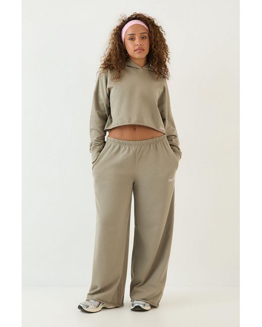 DSGN Studio Natural Lightweight Boxy Crop Hoodie