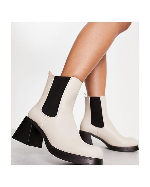 TOPSHOP White Wide Fit Bay Square Toe Heeled Chelsea Boot