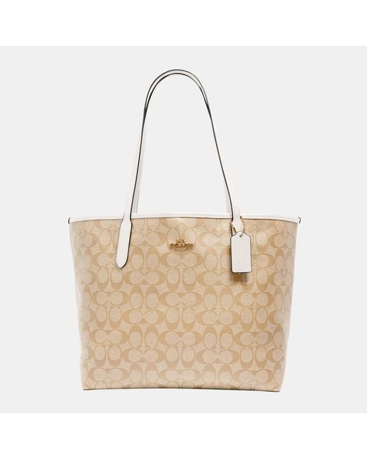 Signature Pvc City Tote Bag