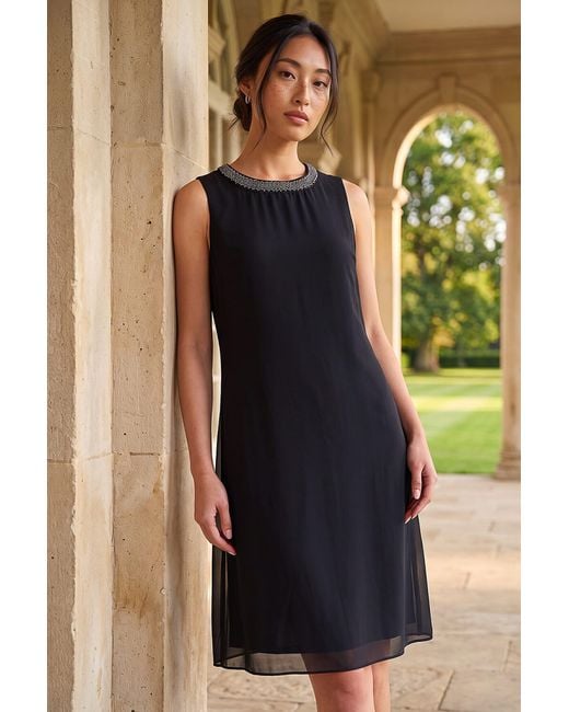 Roman Black Petite 2
