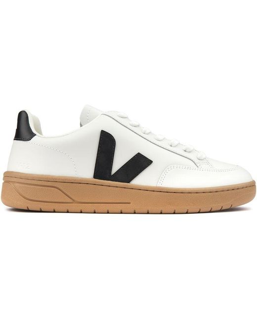 Veja White V-12 Trainers
