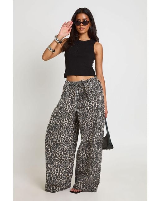 Boohoo Multicolor Print Elasticated Wide Leg Jean