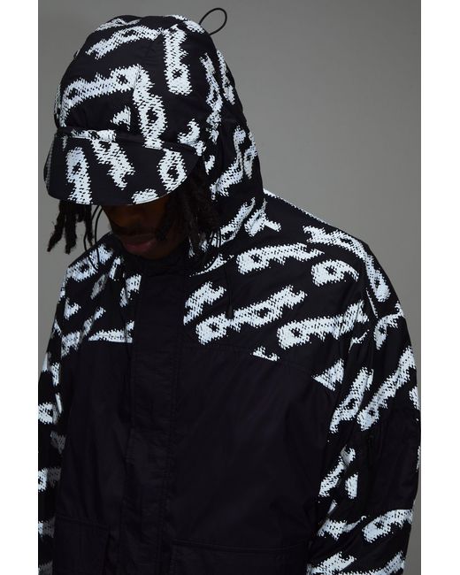 BoohooMAN Blue Oversized Boxy Reflective Printed Hooded Cagoule for men