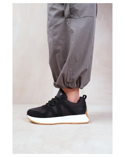 Where's That From Gray 'Momentum' Runner Sneaker Trainers With Suede Detail
