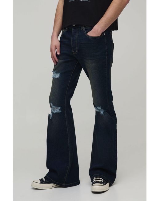 BoohooMAN Blue Vintage Tinted Wash Distressed Flared Jeans for men