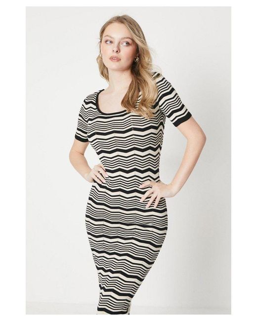 Oasis White Wavey Stripe Knitted Midi Dress