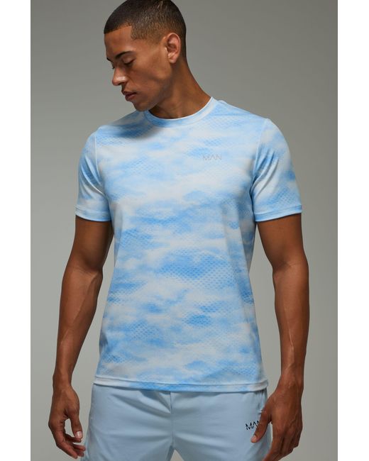 BoohooMAN Blue Active Abstract Cloud Regular Fit T-Shirt for men
