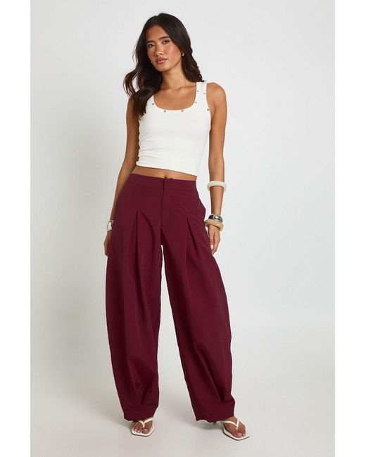 Boohoo Red Nylon Pleat Front Barrel Trousers