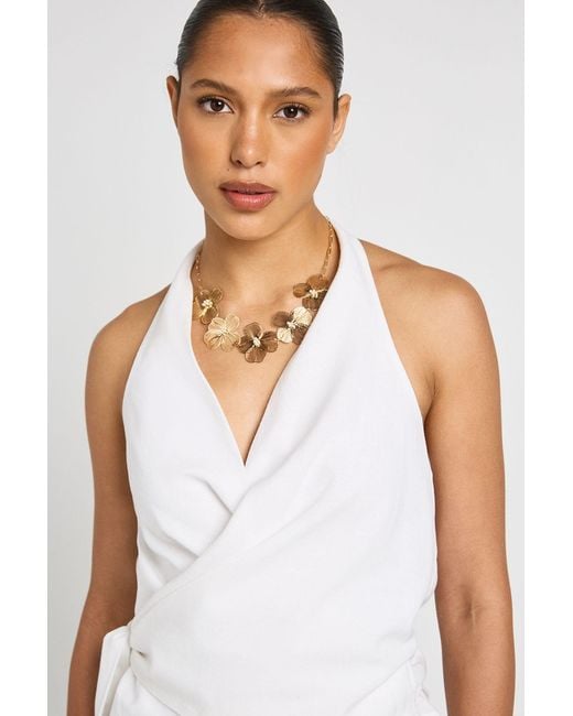Boohoo White Openwork Flower Statement Necklace