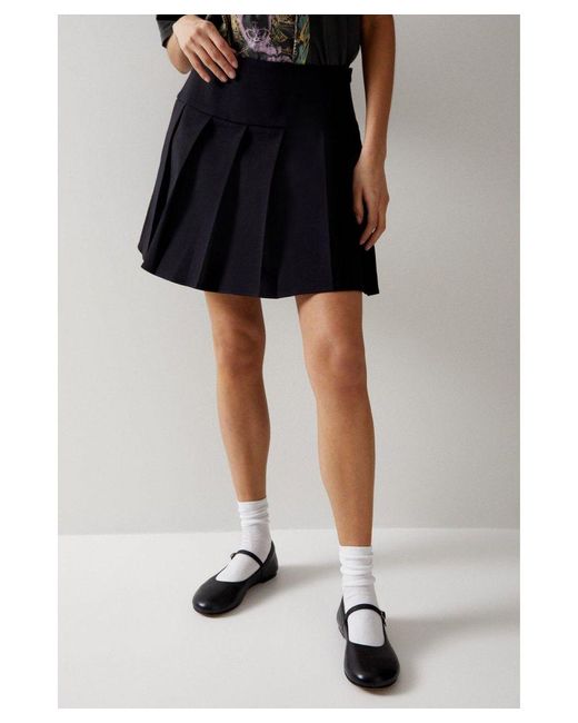 Warehouse Black Premium Tailored Pleated Mini Skirt