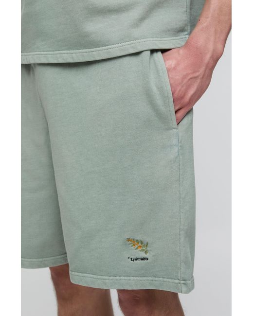BoohooMAN Green Baggy Fit Washed Embroidered Short for men