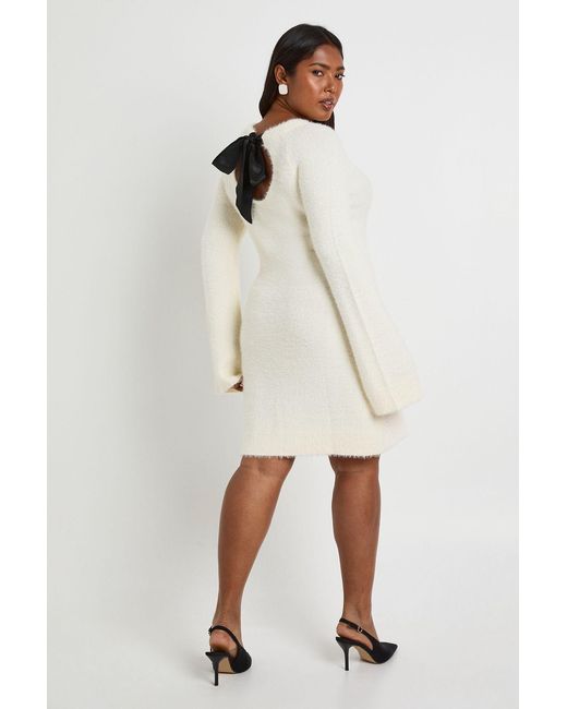 Boohoo White Plus Bow Back Detail Super Soft Knitted Dress