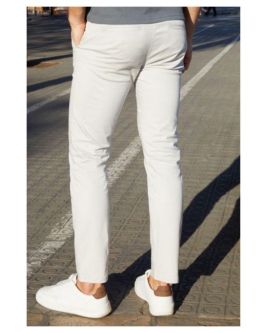 Threadbare White Off 'Laurito' Cotton Regular Fit Chino Trousers With Stretch for men