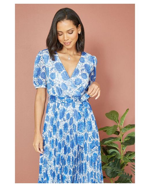 Yumi' Blue Floral Pleated Midi Dress With Puff Sleeves