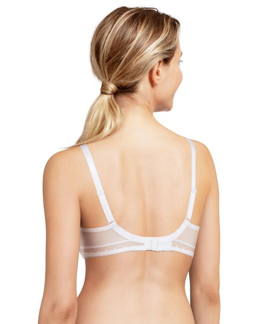 Chantelle White C15F70 Day To Night Plunge Spacer Bra