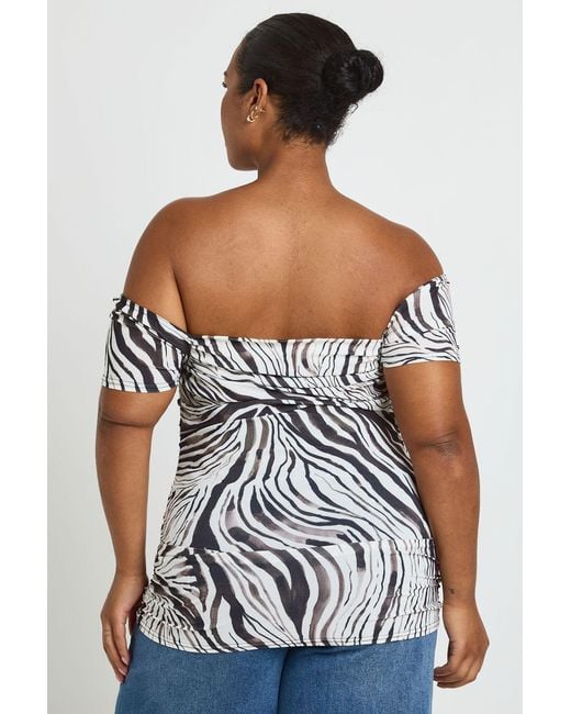 Boohoo White Plus Zebra Print Cap Sleeve Ruched Top