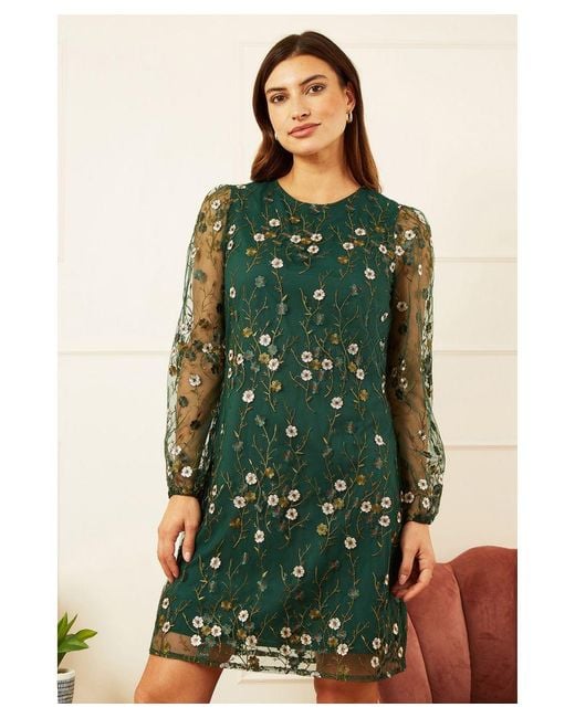 Yumi bird shop and butterfly dress