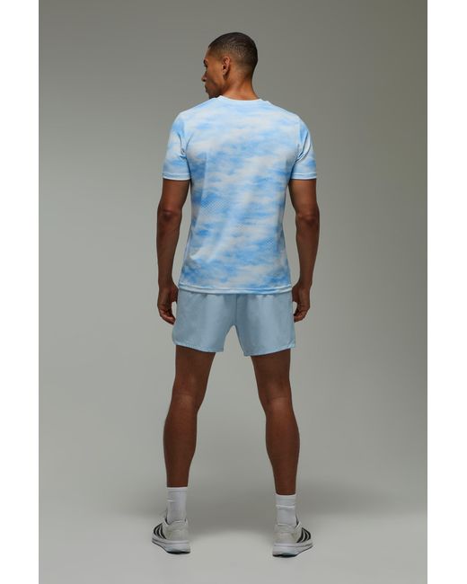 BoohooMAN Blue Active Abstract Cloud Regular Fit T-Shirt for men