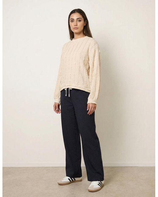 Blue Vanilla Natural Ruffle Detailed Sleeve Top