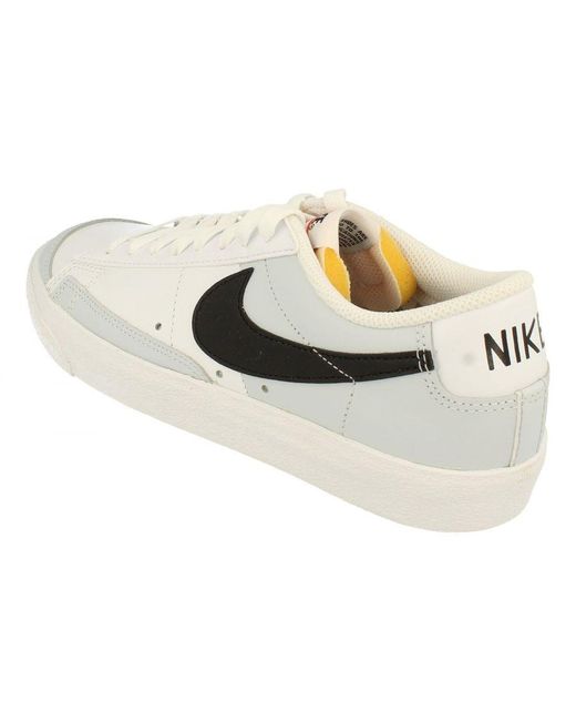 Nike Black Blazer Low 77 Vntg Trainers for men