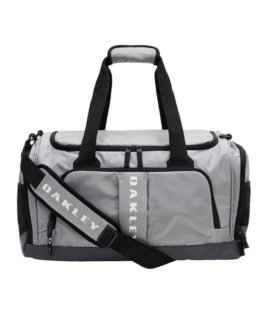 Oakley Black 33L Tournament Golf Duffle Bag for men