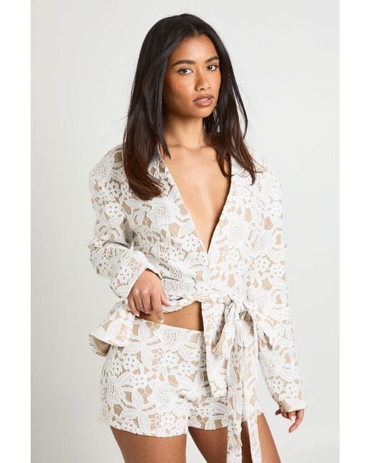 Boohoo White Lace Tailored Mini Shorts
