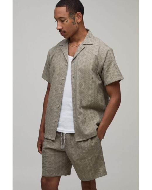 BoohooMAN Green Cotton Embroidered Regular Fit Shirt & Extended Drawcord Relaxed Short Set for men