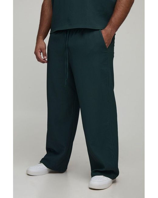 BoohooMAN Black Plus Pleated Wide Leg Pants for men