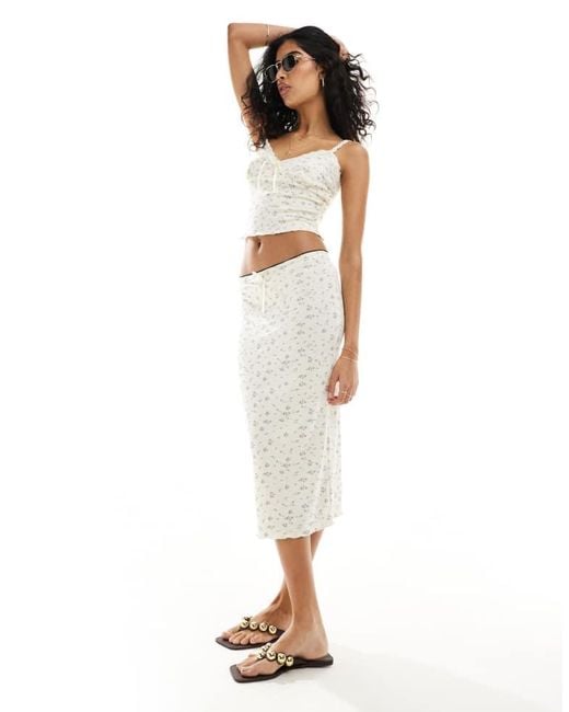 SNDY'S Multicolor Bow Front Lace Trim Cami Top Co-Ord
