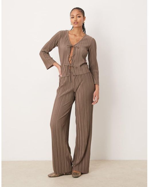 Jdy Brown Tall Tie Front Plisse Top Co-Ord